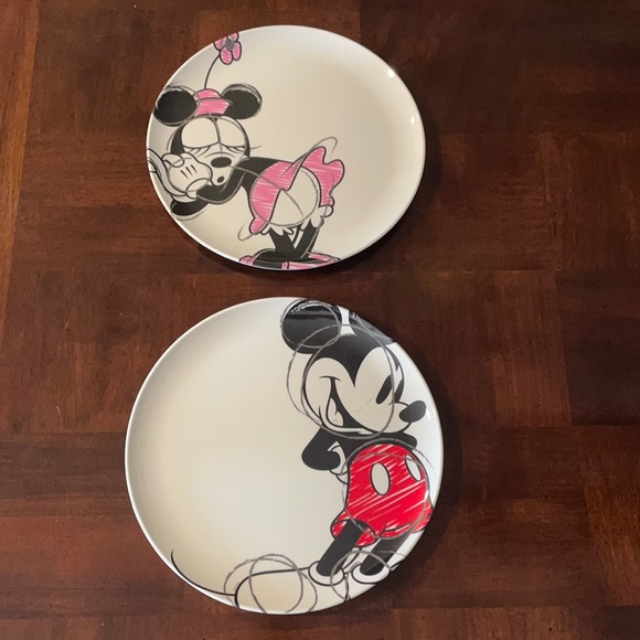 Disney Mickey Minnie Mouse Sketch Plates